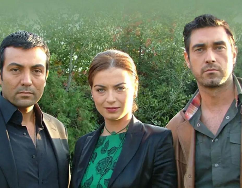 شاهد مسلسل وتمضي الايام الحلقة 65 مدبلجة للعربية HD