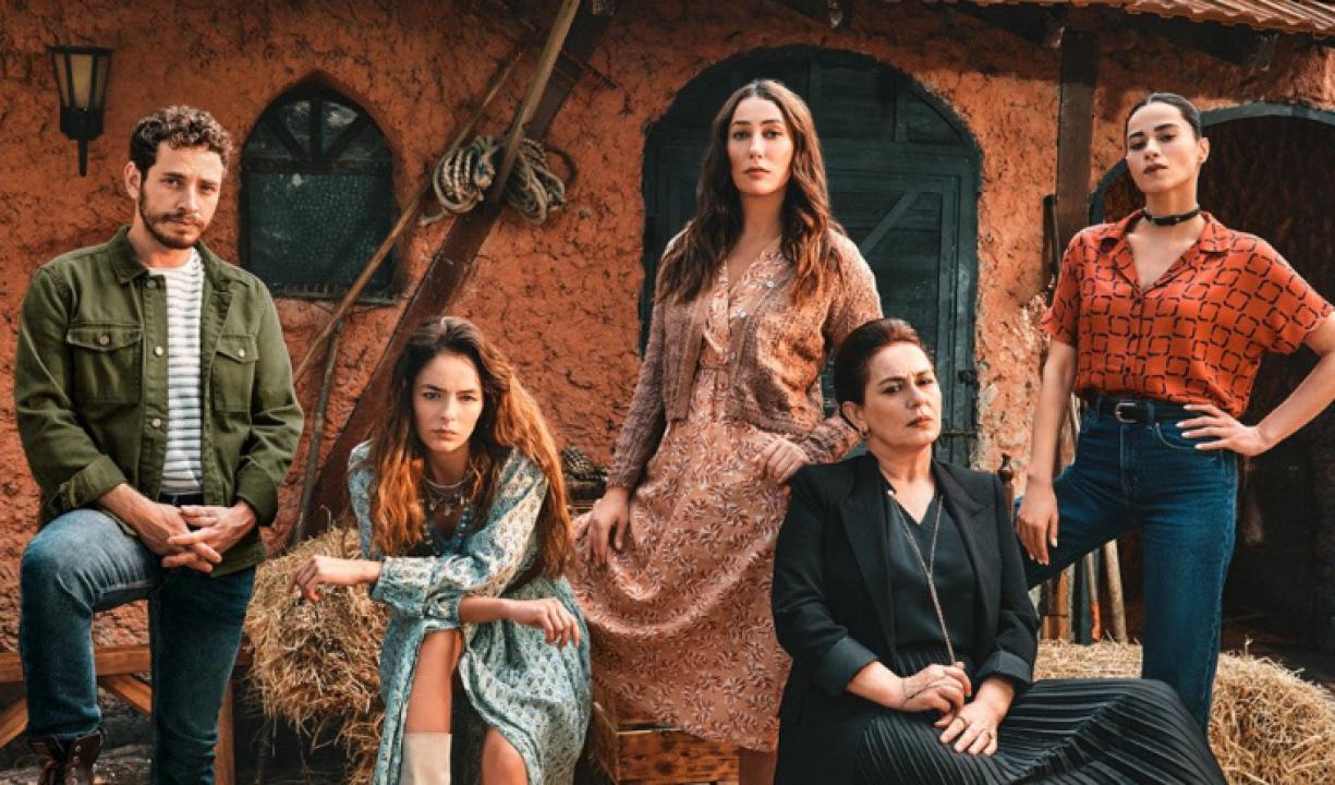 شاهد مسلسل عدو الحب الحلقة 5 مترجمة للعربية HD