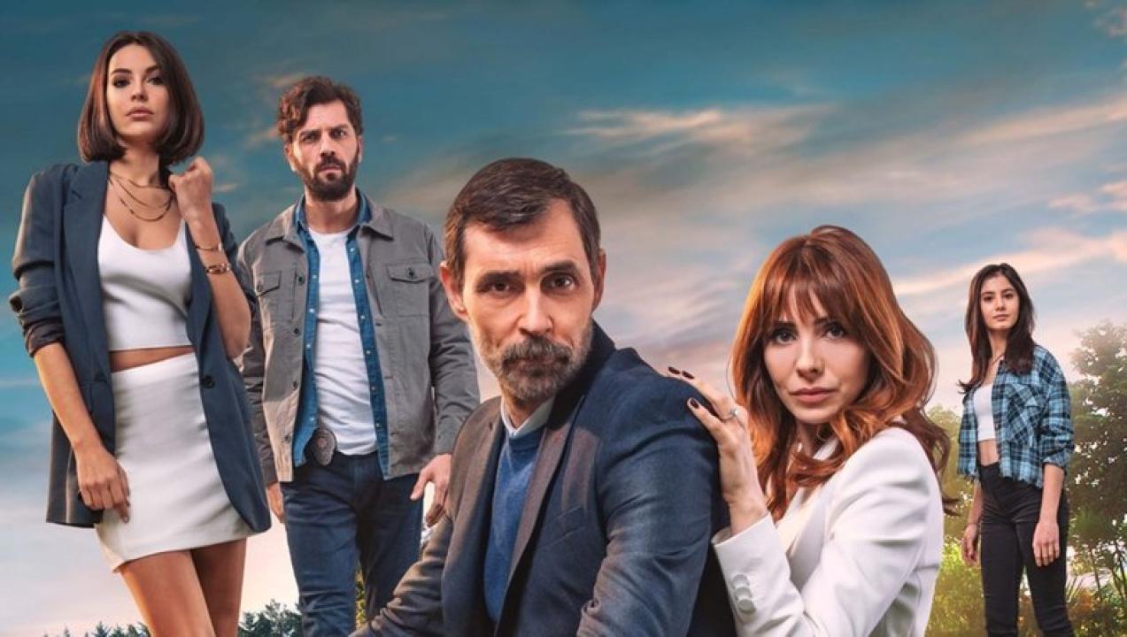 شاهد مسلسل بيت من ورق الحلقة 2 مترجمة للعربية HD